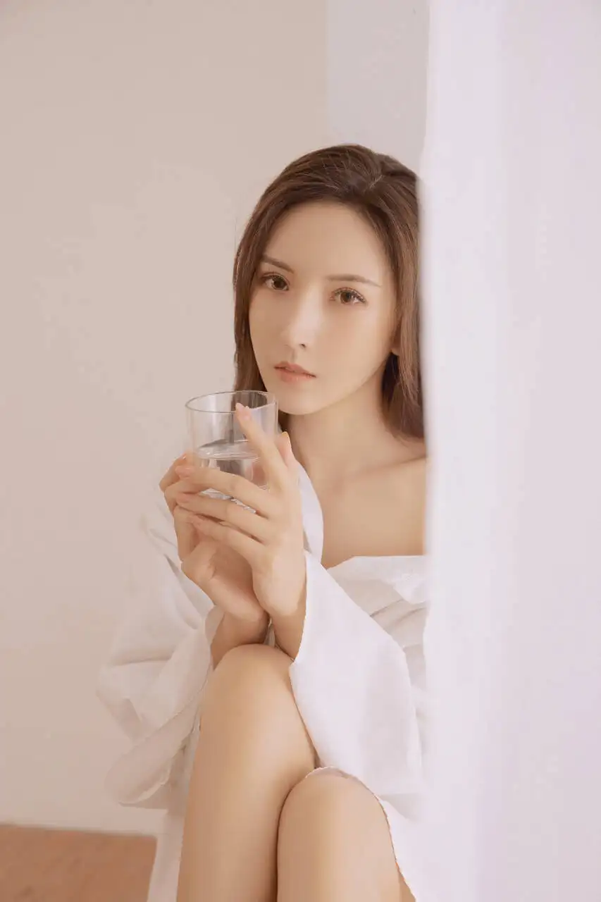 达州伴游贵阳私人伴游幼师费费子