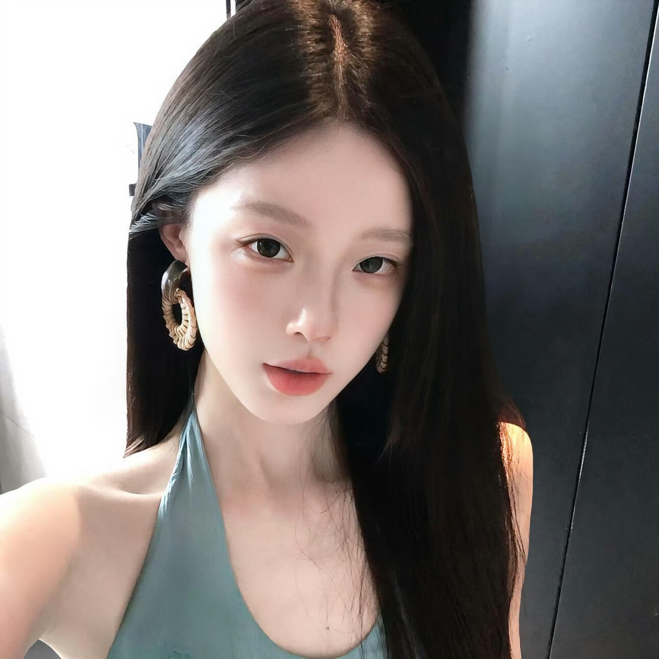 北京伴游女生 | Belle Lew的资料