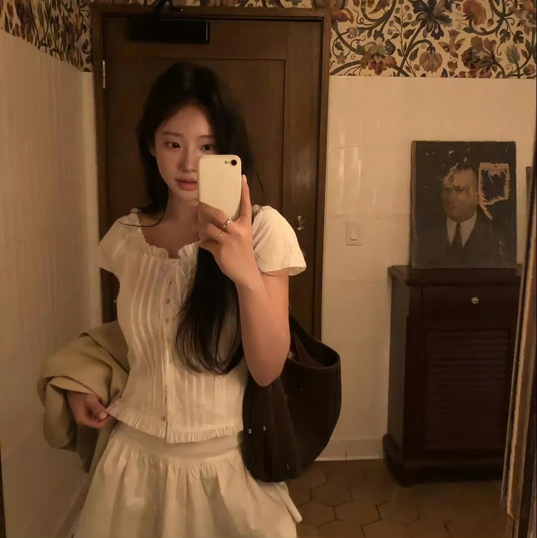 北京伴游女生沈璧的资料