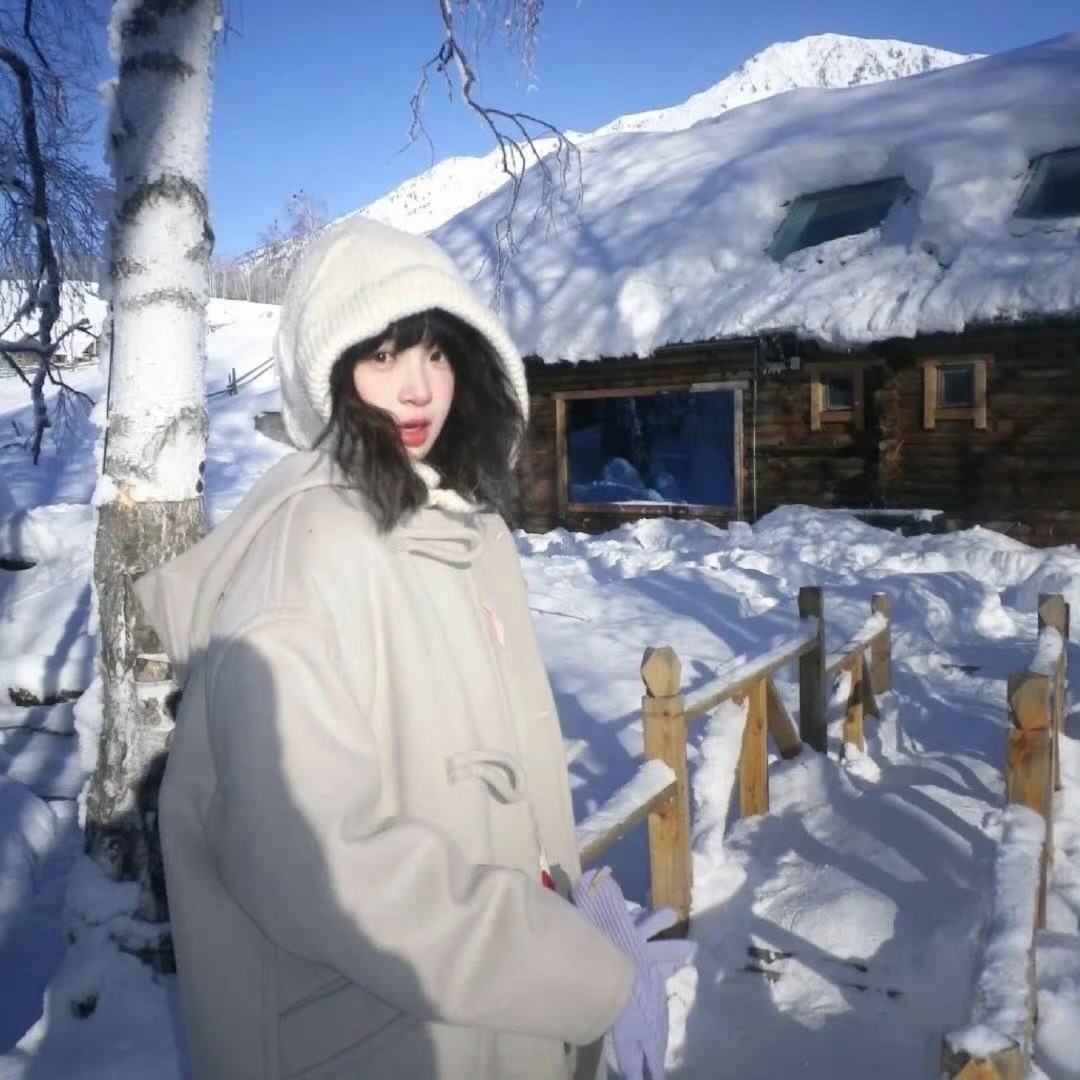 北京伴游女生陆萤的资料