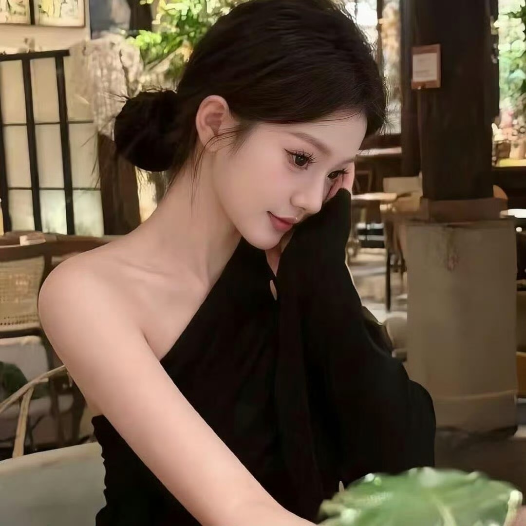 北京伴游女生Emily33的资料